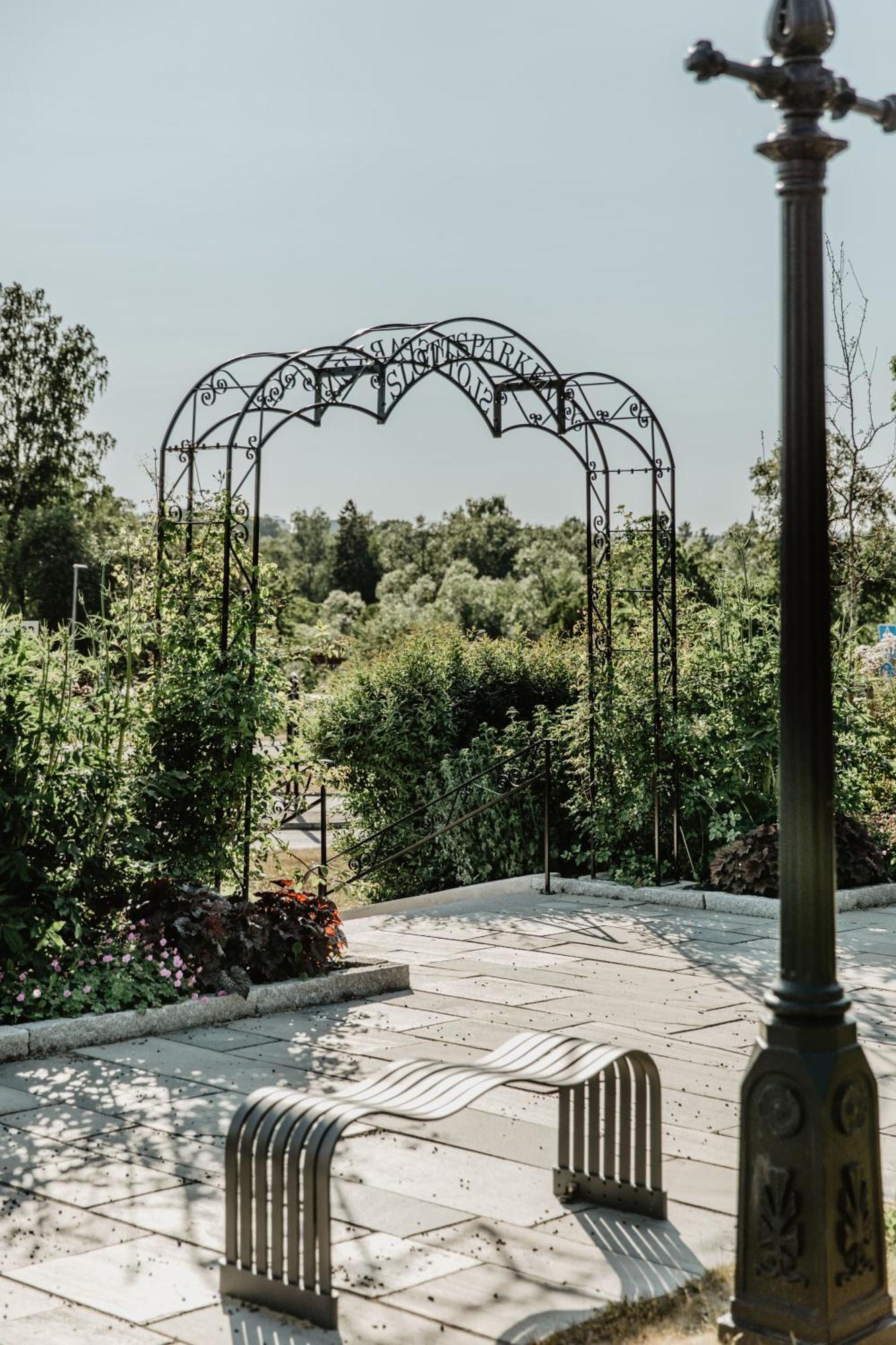 Hotel Slottsvillan Huskvarna Kültér fotó