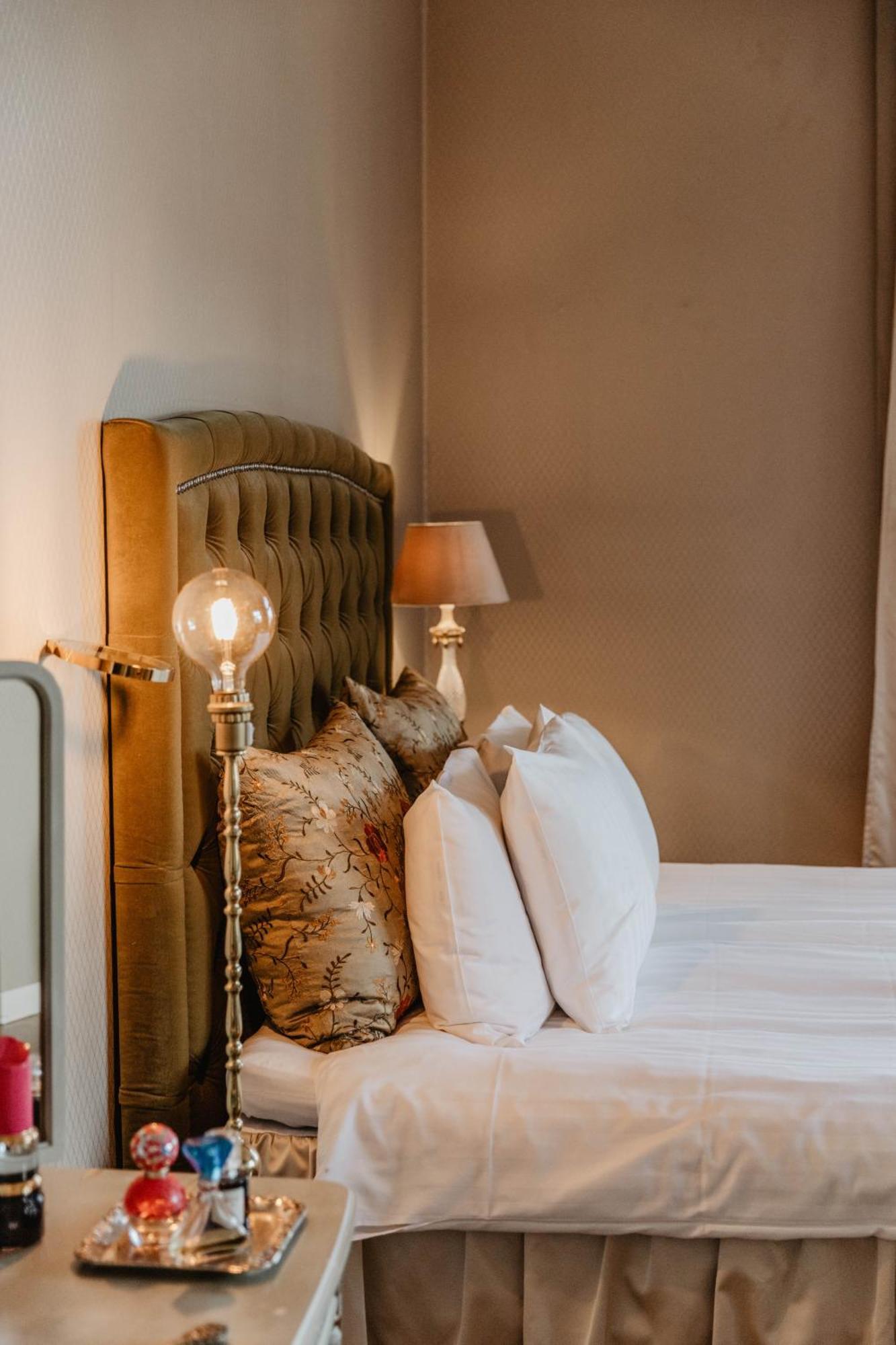 Hotel Slottsvillan Huskvarna Kültér fotó